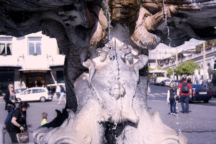 barberini fontana del tritone 3