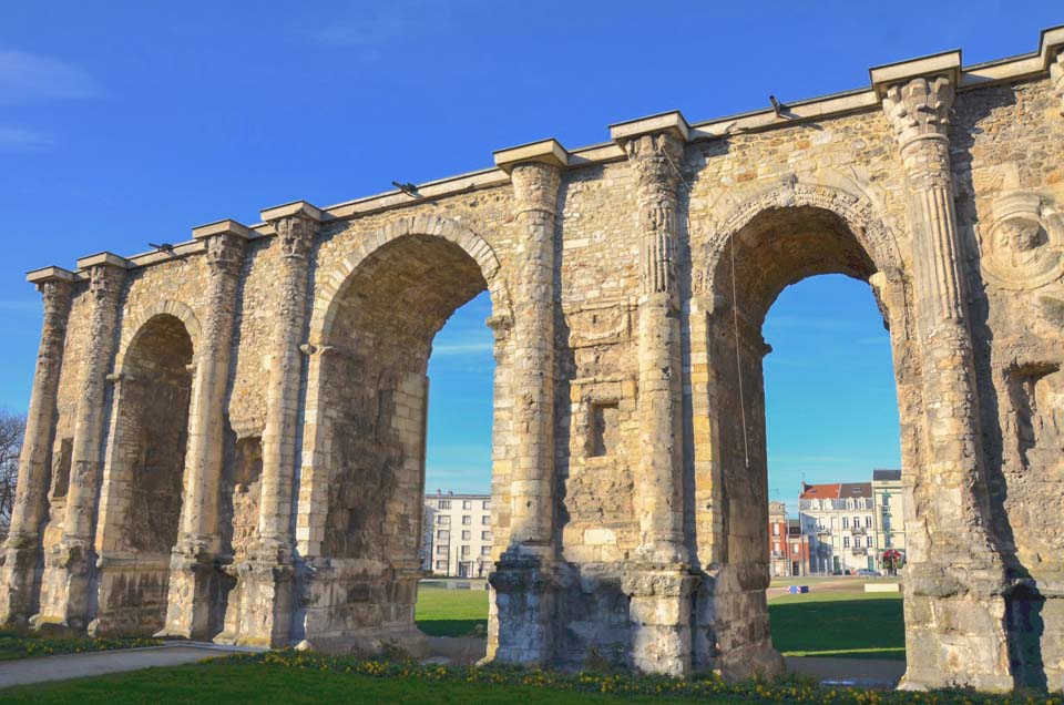 arco di trionfo romano a reims