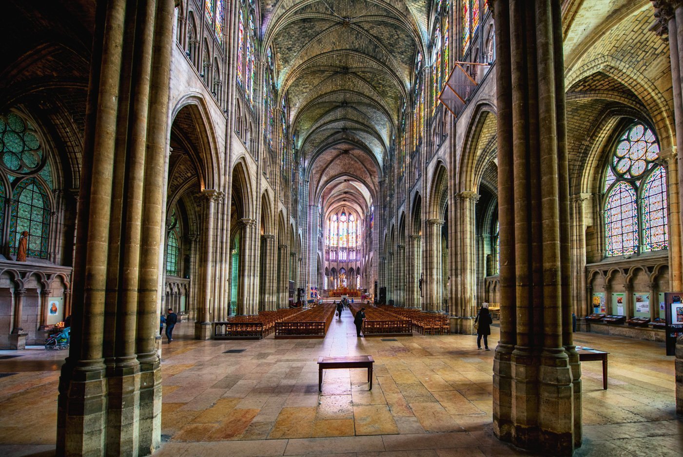 la basilica di Saint-Denis, una delle chiese da visitare a Parigi