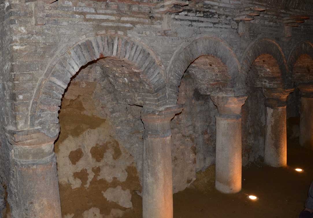 le grotte tufacee