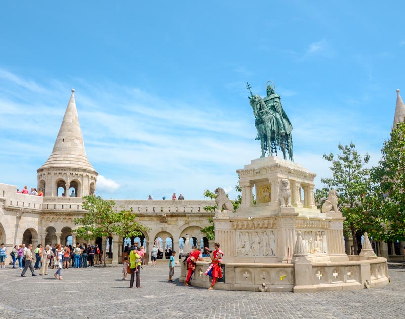budapest piazza del castello