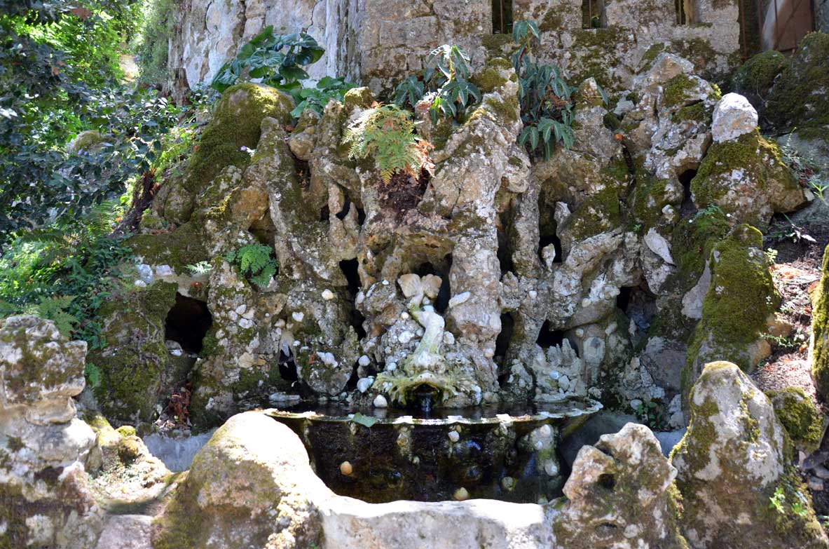 quinta da regaleira a sintra, laghetto
