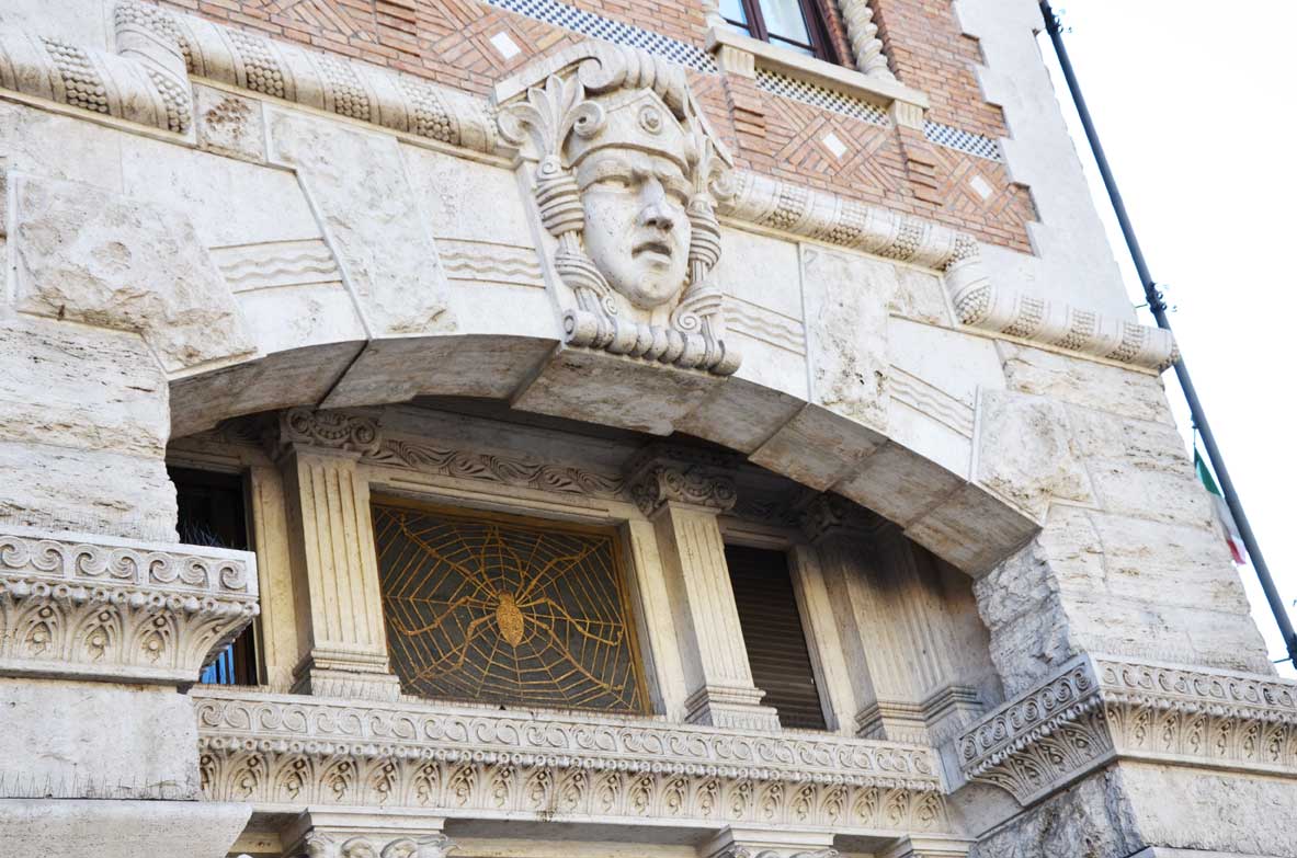 iil palazzo del ragno
