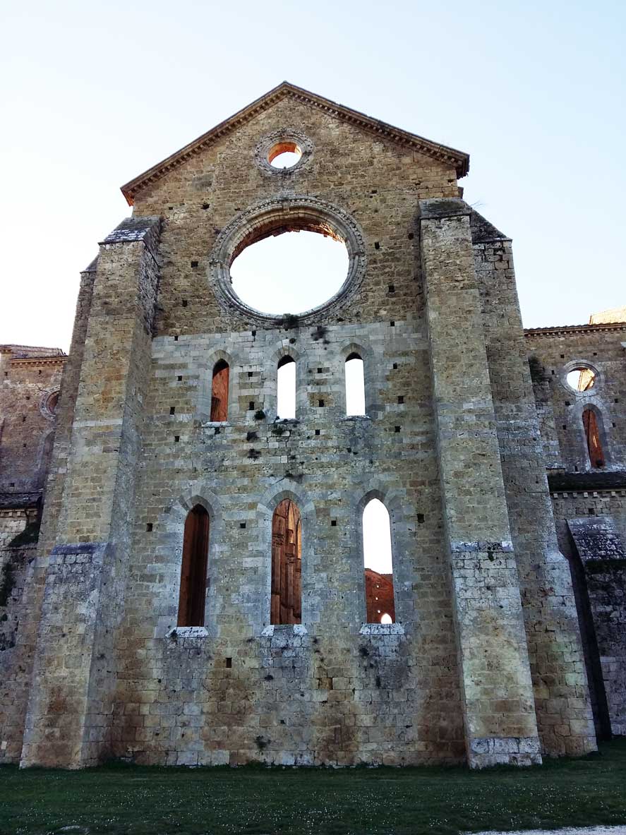 abbazia diroccata