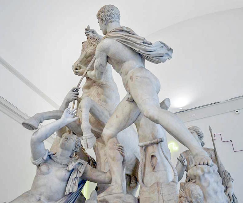 il toro farnese al museo archeologico di napoli