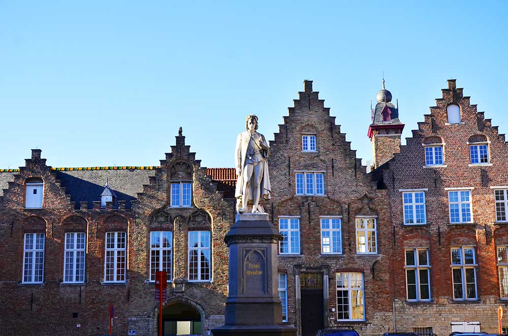pittori fiamminghi statua di memling a bruges