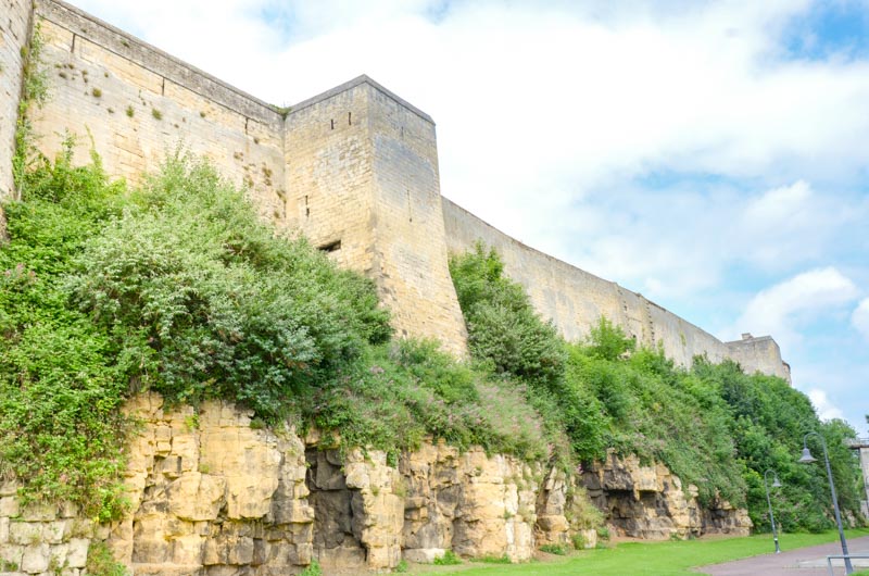 mura del castello di Guglielmo il conquistatore a Caen