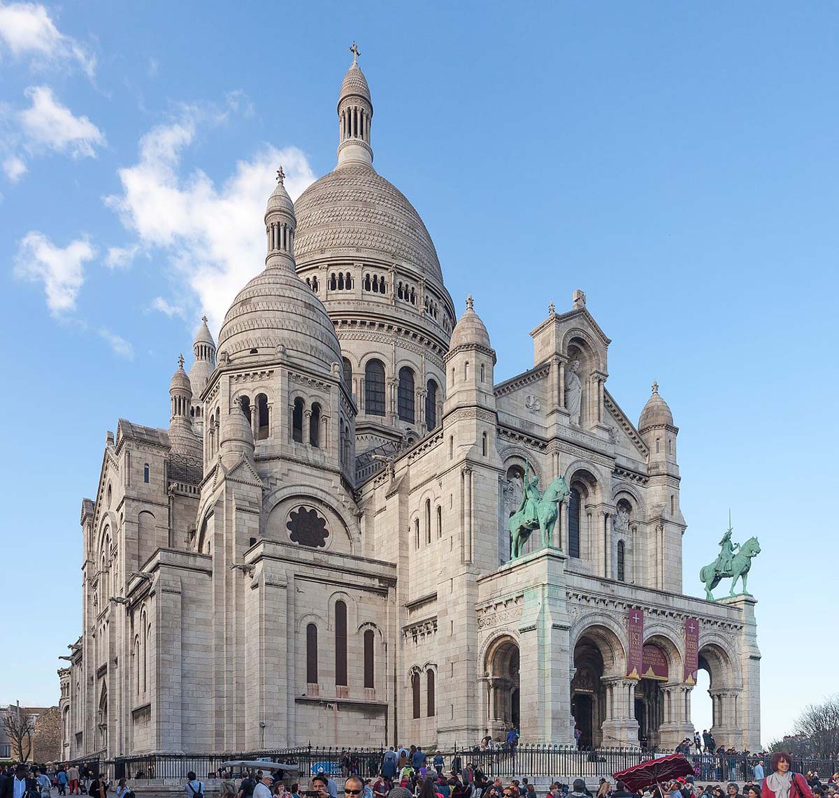 the Sacré-Cœur of Montmartre in Paris